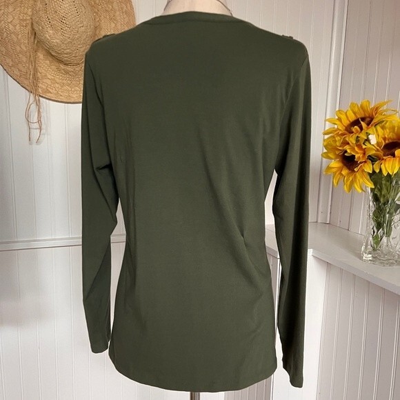 Army Green Long-Sleeve Top Size Small - Picture 4 of 6